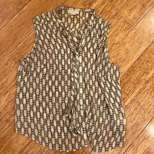 Sleeveless Michael Kors button down top
